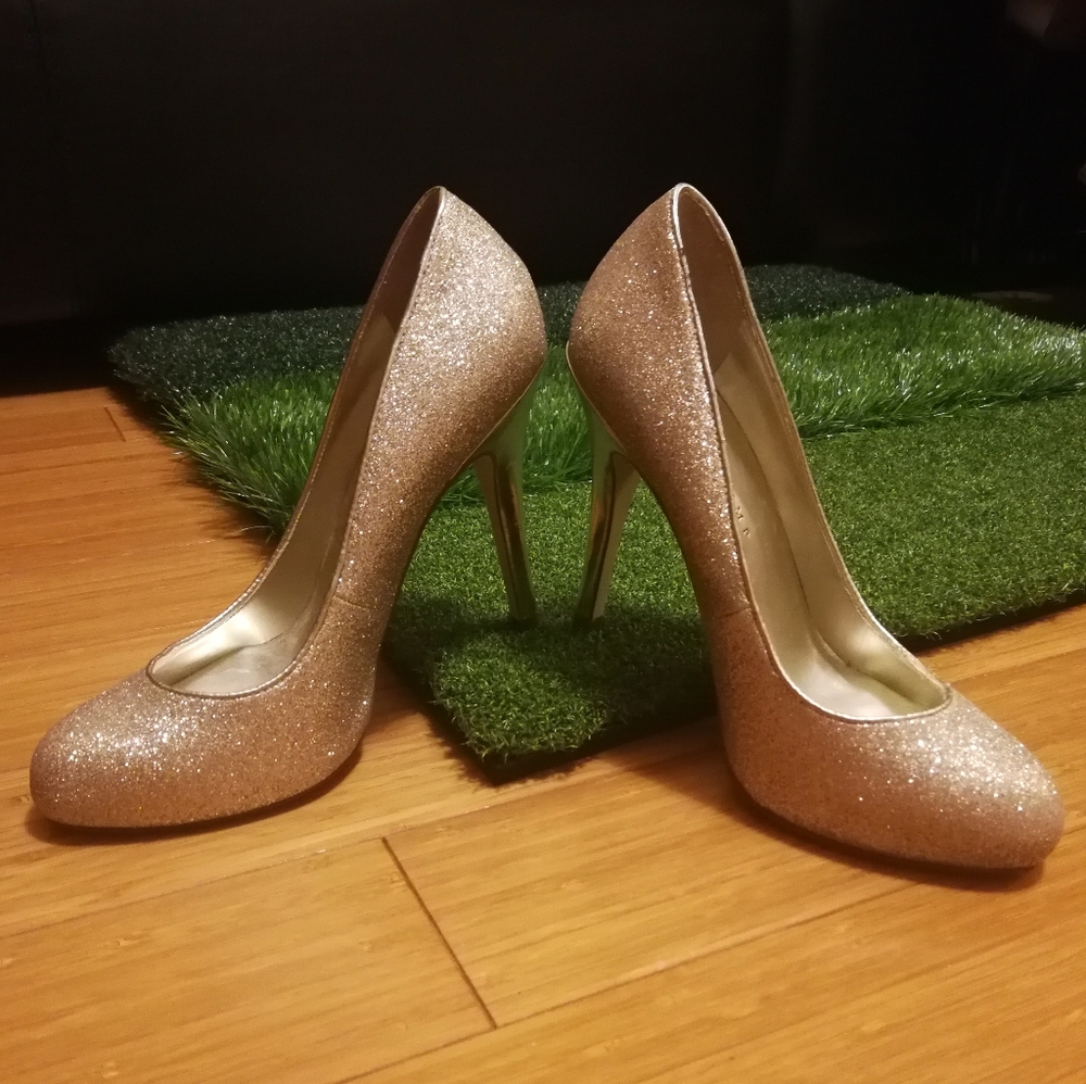Ivanka Trump stiletto pumps